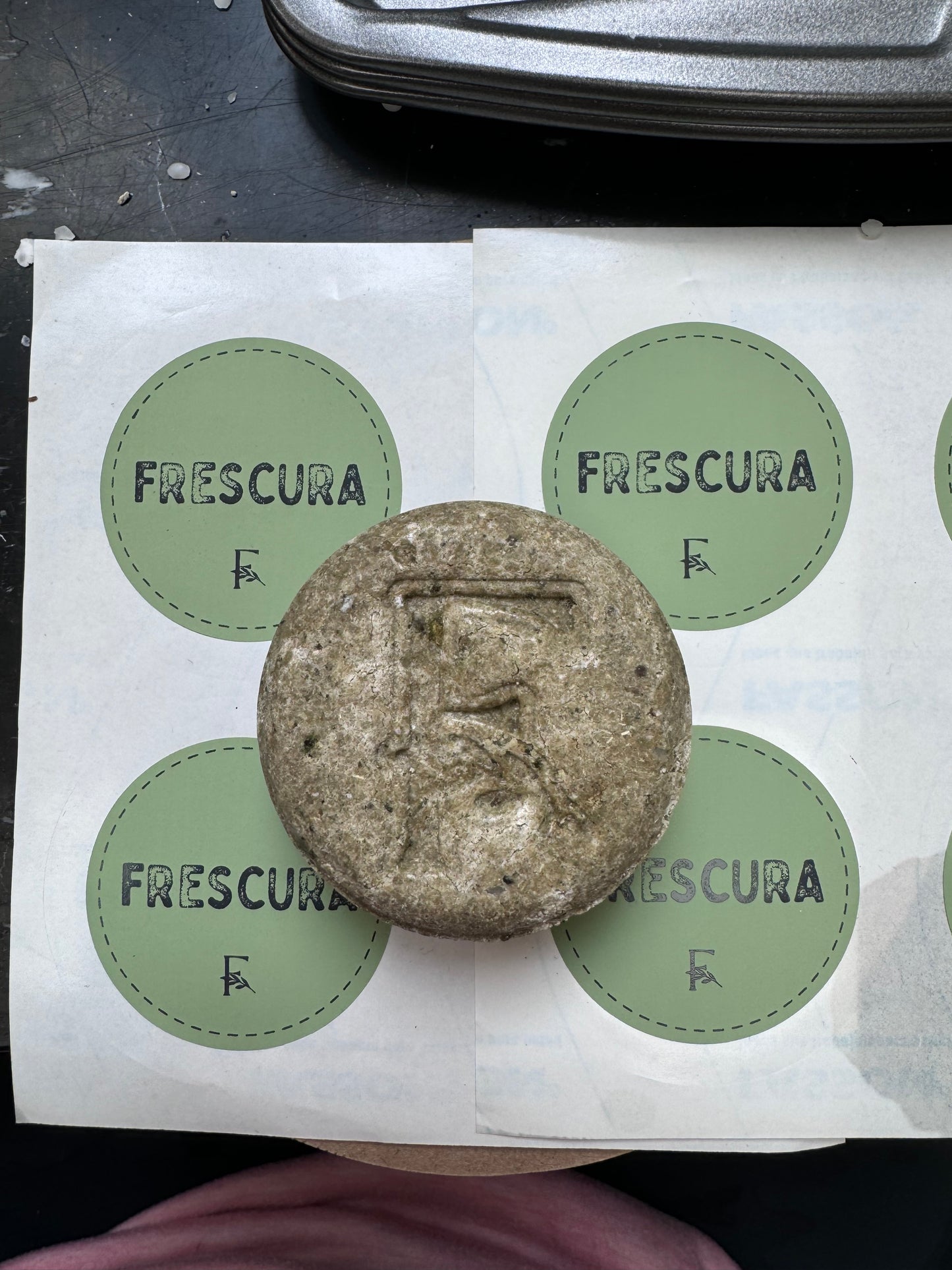 Shampoo solido para cuero cabelludo sensible Frescura