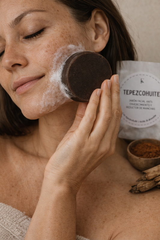 Jabón facial antienvejecimiento Tepezcohuite