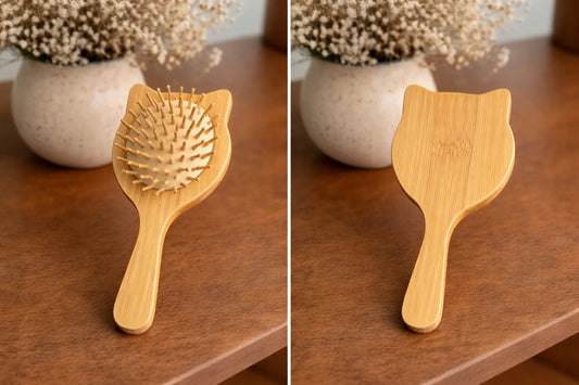 Cepillo de bambú infantil con diseño de gatito para desenredar suavemente el cabello de los niños