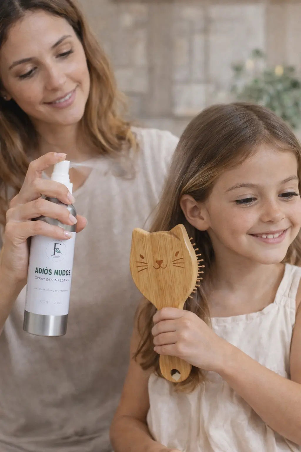 Spray desenredante natural Adiós Nudos para niños y adultos